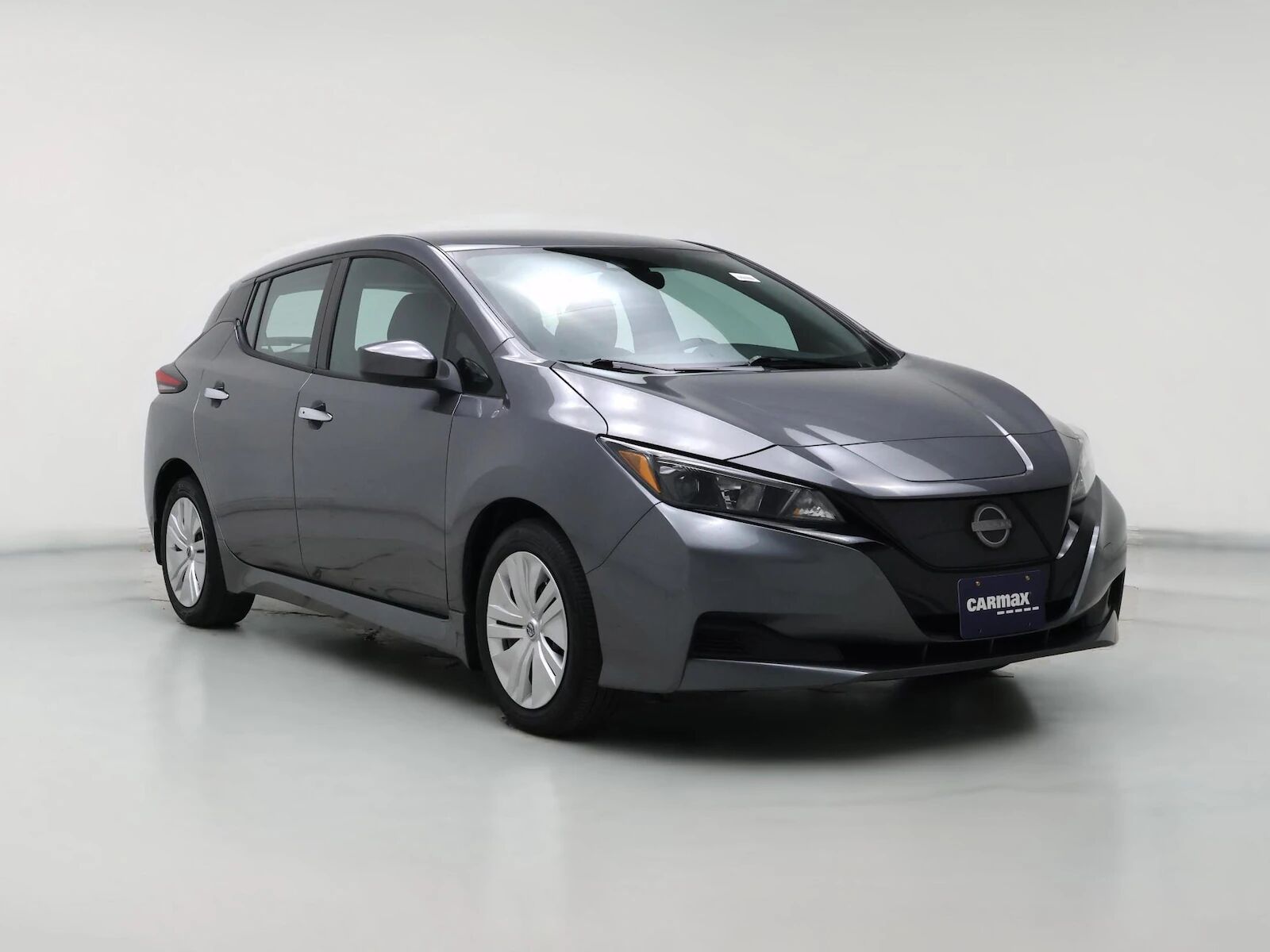 2024 NISSAN Leaf