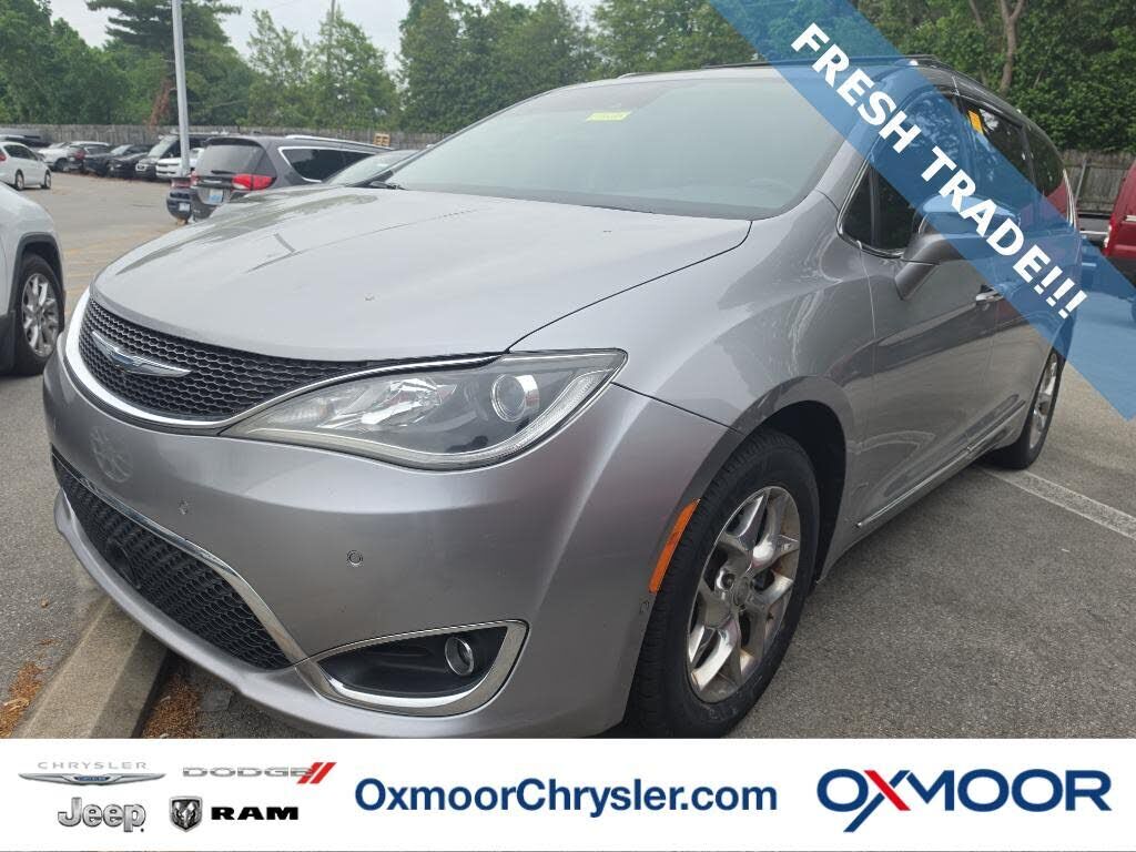 2017 CHRYSLER Pacifica