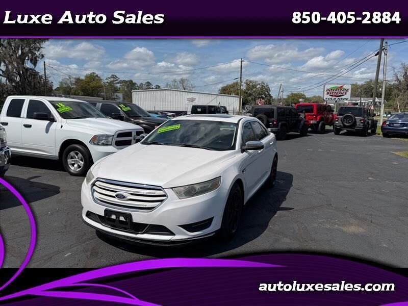 2013 FORD Taurus