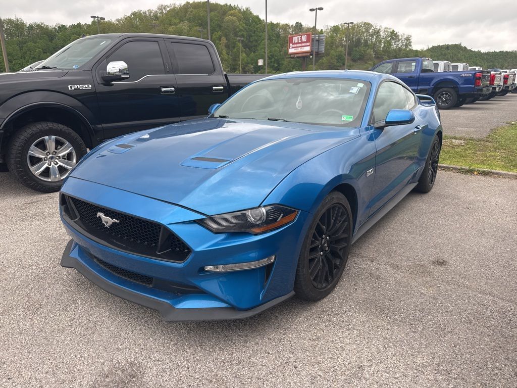 2020 FORD Mustang