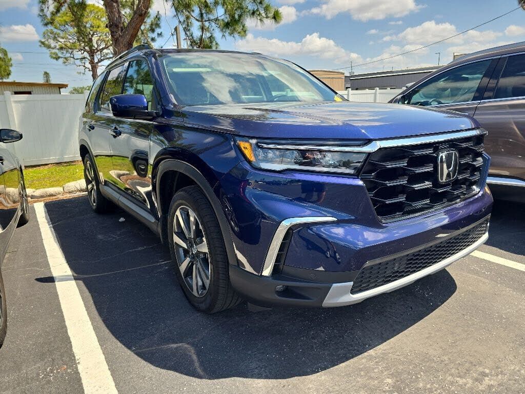 2025 HONDA Pilot