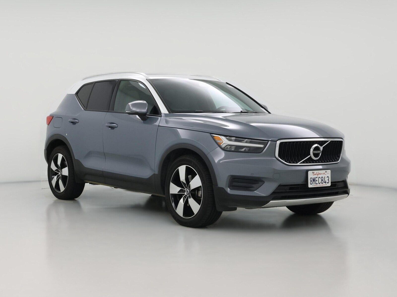 2020 VOLVO XC40