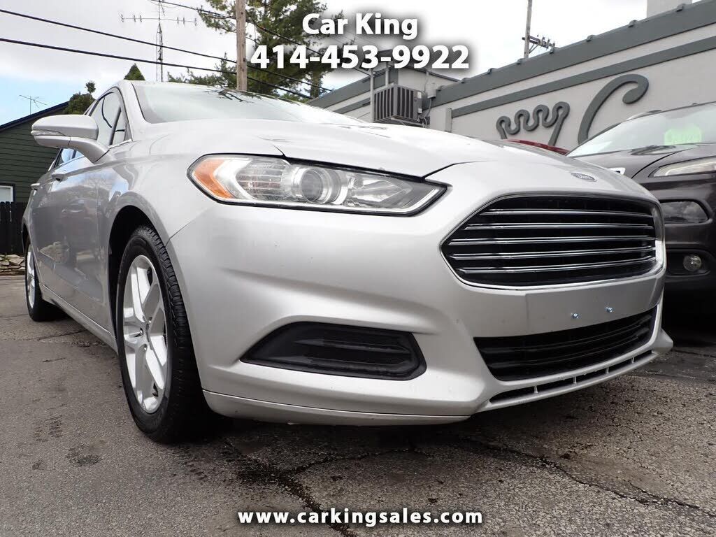 2016 FORD Fusion