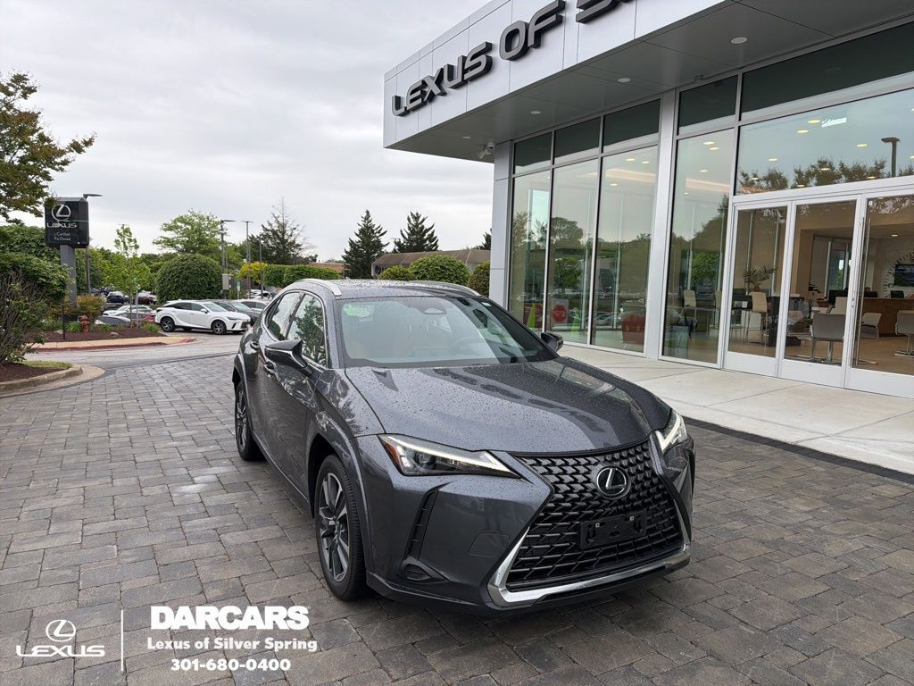 2025 LEXUS UX