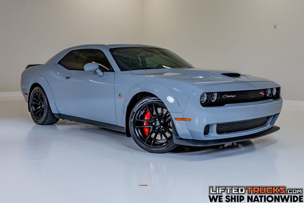 2022 DODGE Challenger