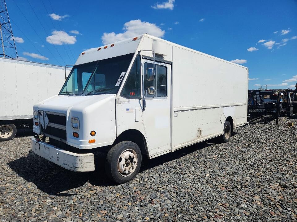 1999 FREIGHTLINER MT 55 Chassis