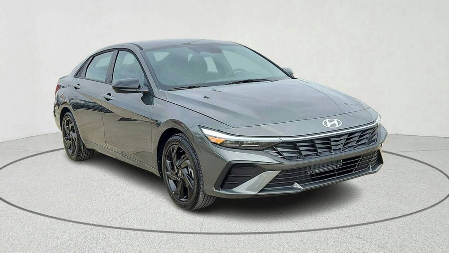 2026 HYUNDAI Elantra