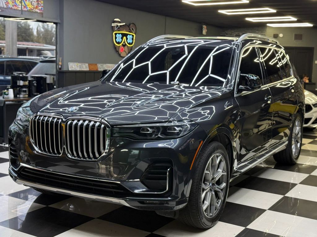 2019 BMW X7