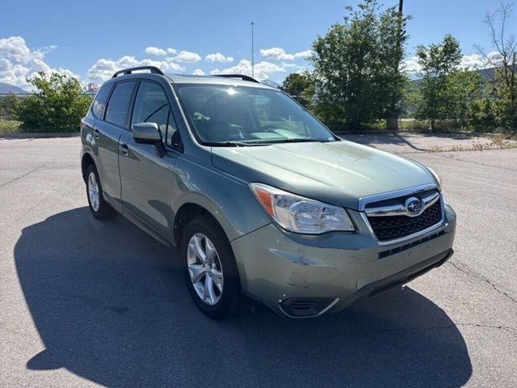 2015 SUBARU Forester