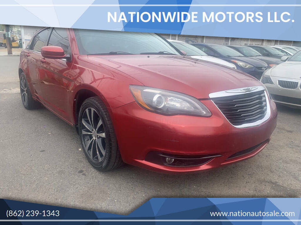 2013 CHRYSLER 200