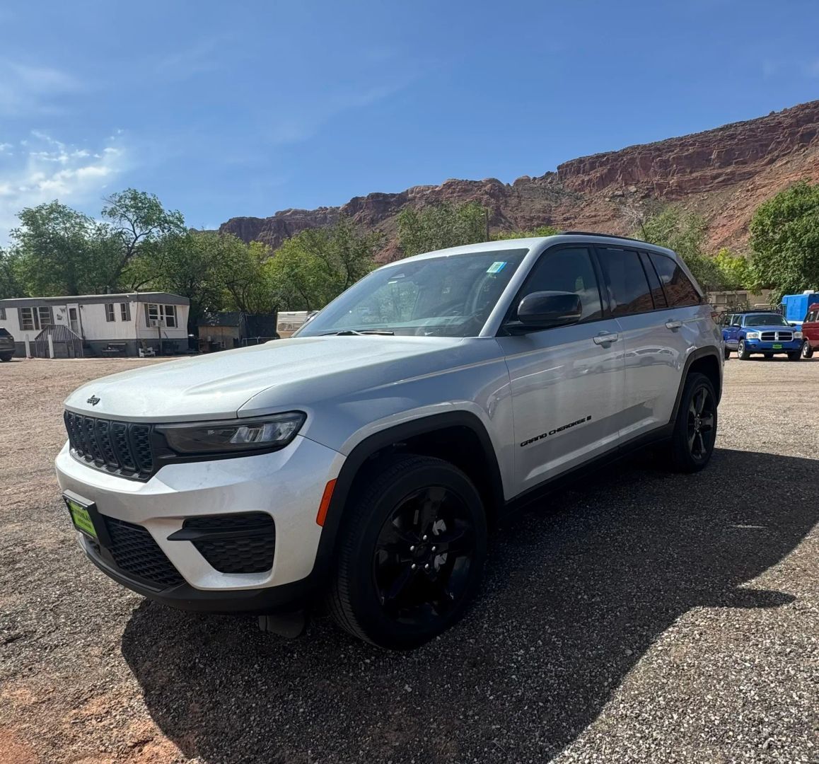 2023 JEEP Grand Cherokee