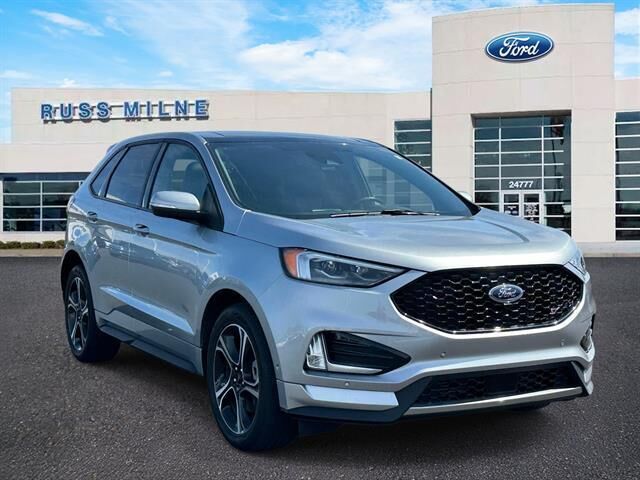 2023 FORD Edge