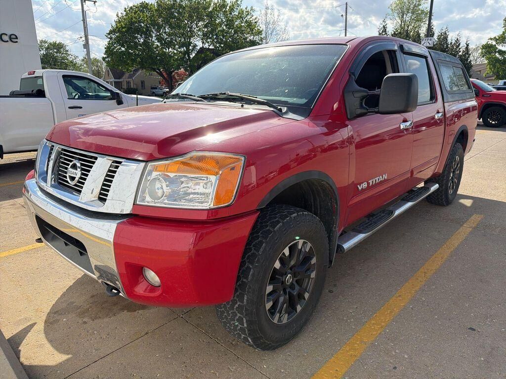 2011 NISSAN Titan