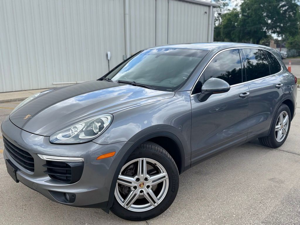 2016 PORSCHE Cayenne