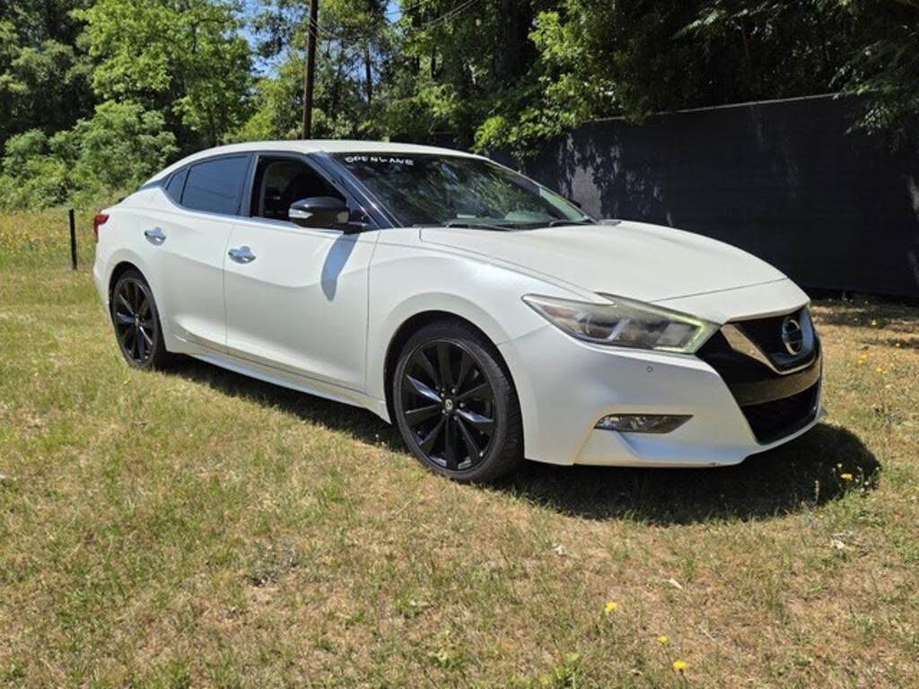 2017 NISSAN Maxima