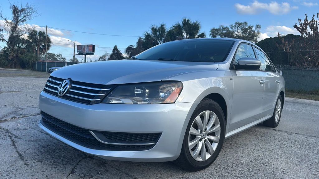 2015 VOLKSWAGEN Passat