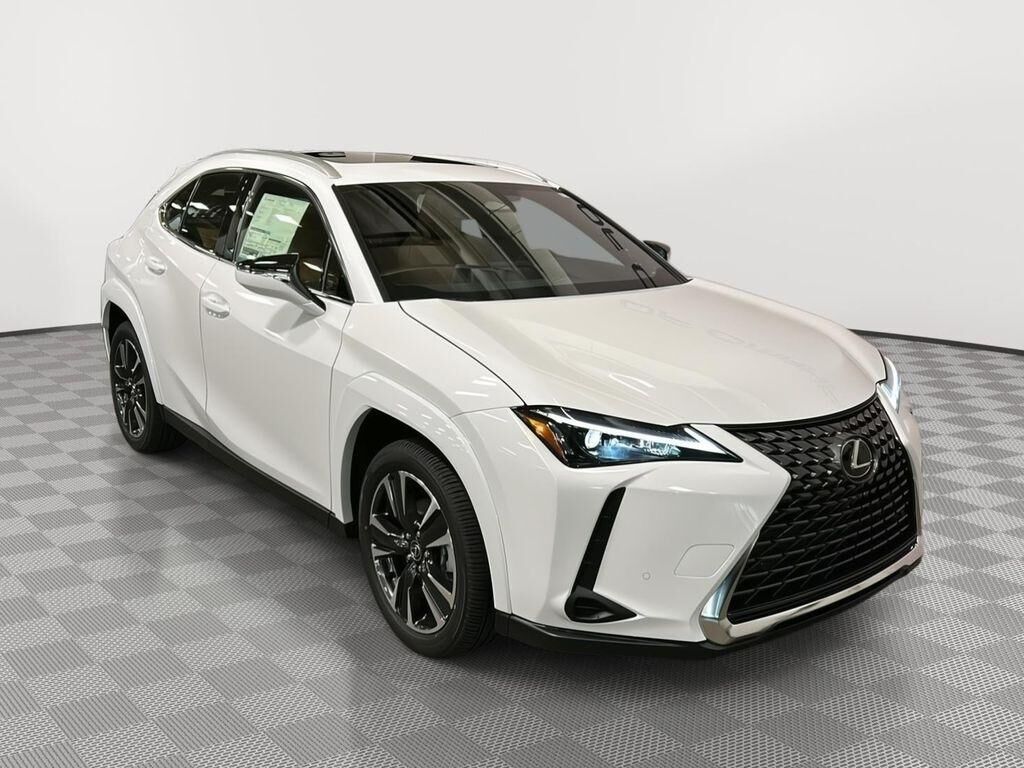 2026 LEXUS UX