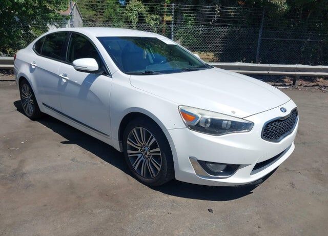 2015 KIA Cadenza