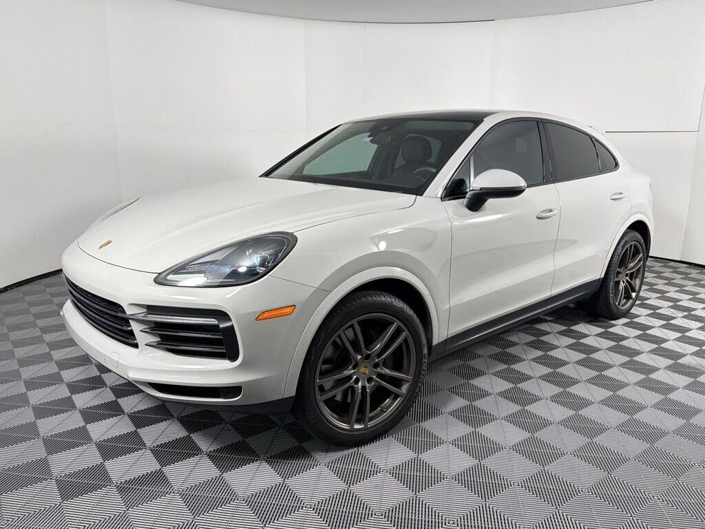 2021 PORSCHE Cayenne