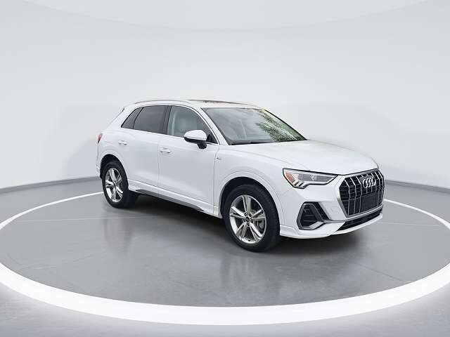 2022 AUDI Q3