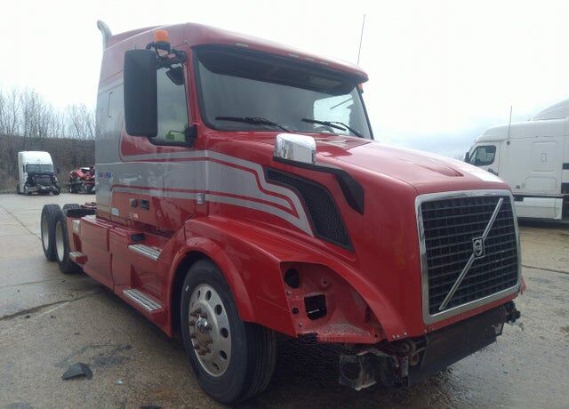 2012 VOLVO TRUCK VNL