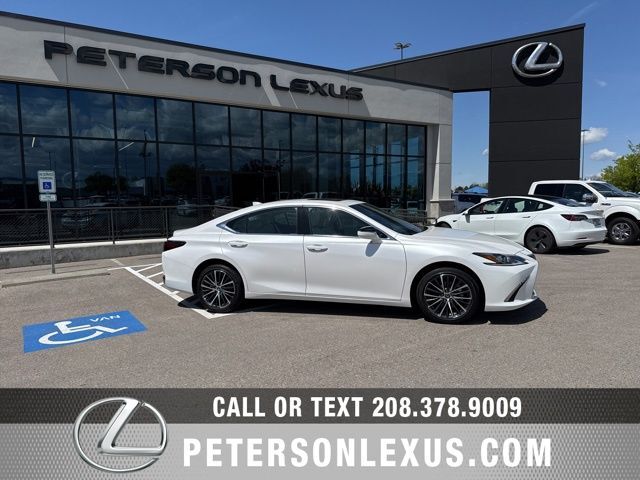 2023 LEXUS ES
