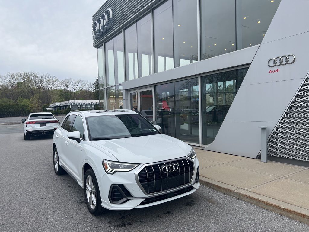 2023 AUDI Q3