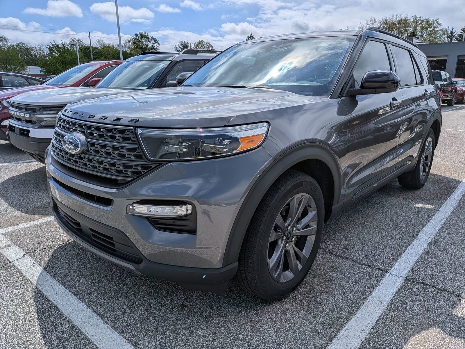 2023 FORD Explorer