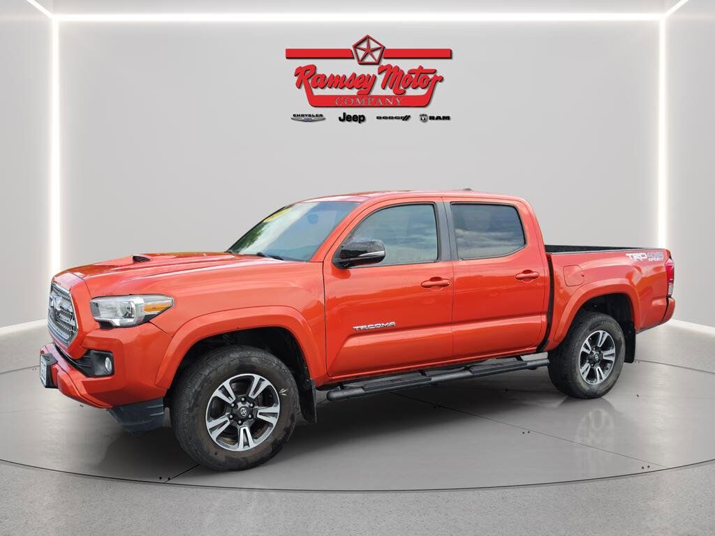 2017 TOYOTA Tacoma