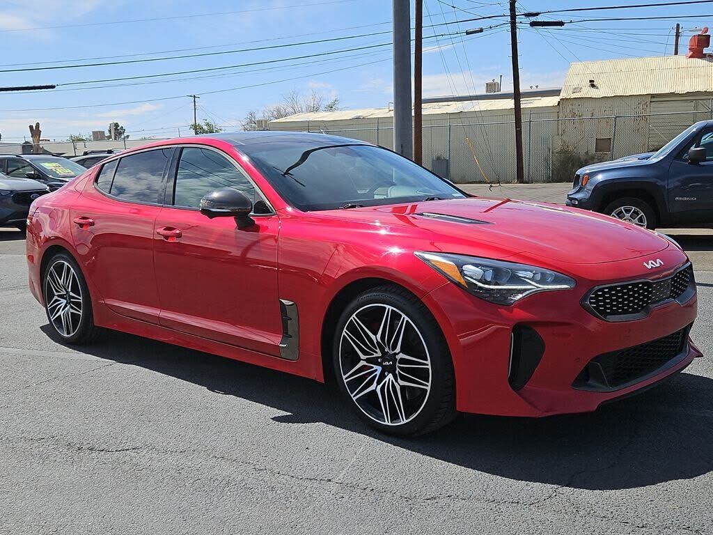 2022 KIA Stinger