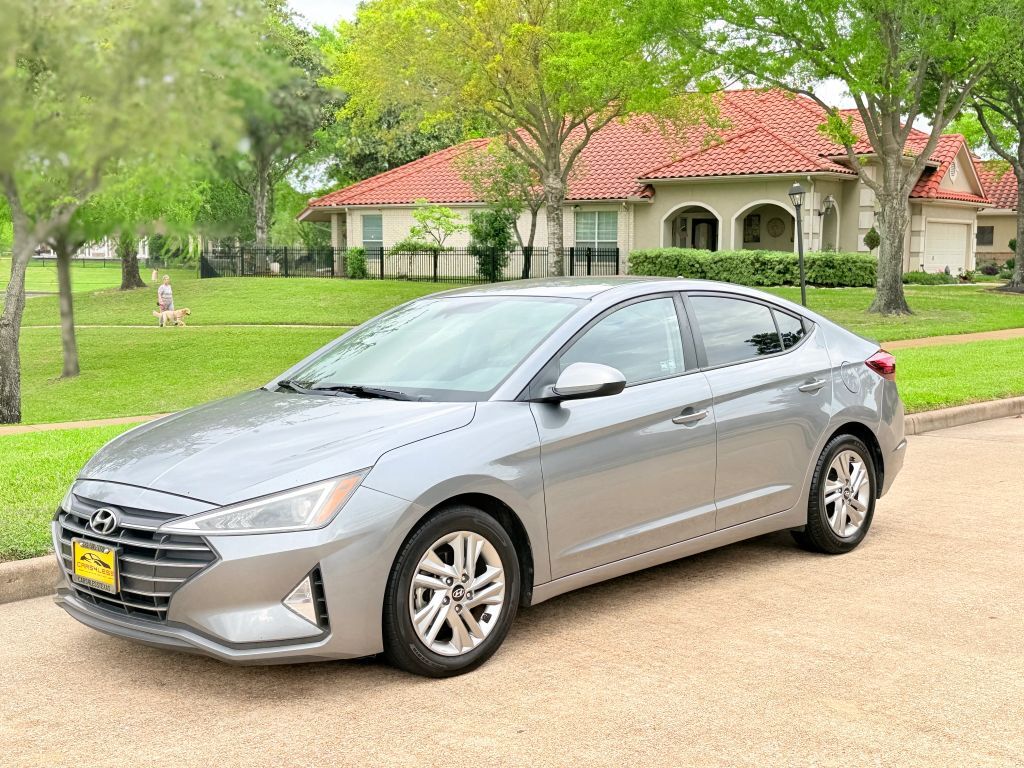 2019 HYUNDAI Elantra
