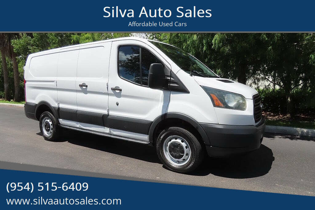 2015 FORD Transit