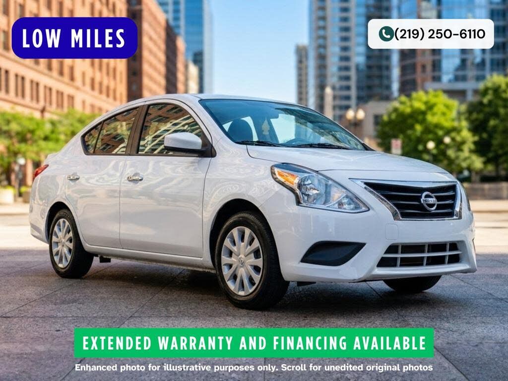 2017 NISSAN Versa