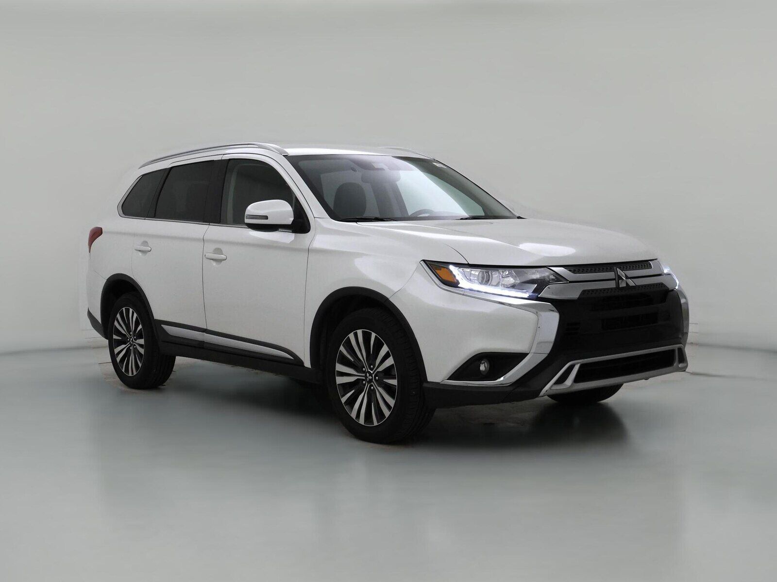 2020 MITSUBISHI Outlander