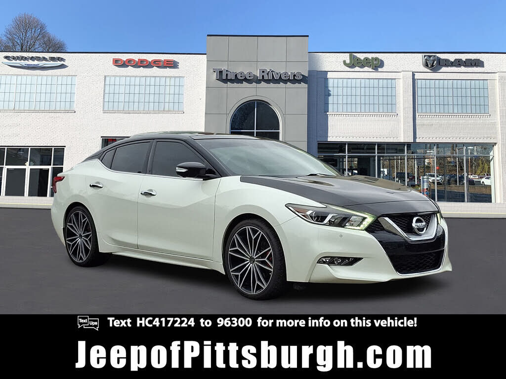 2017 NISSAN Maxima