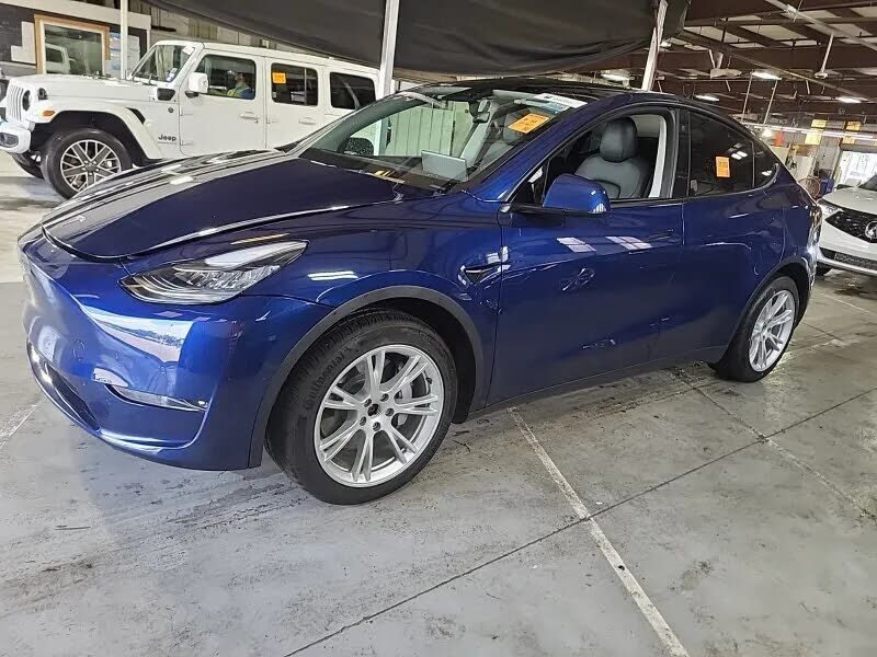 2021 TESLA Model Y