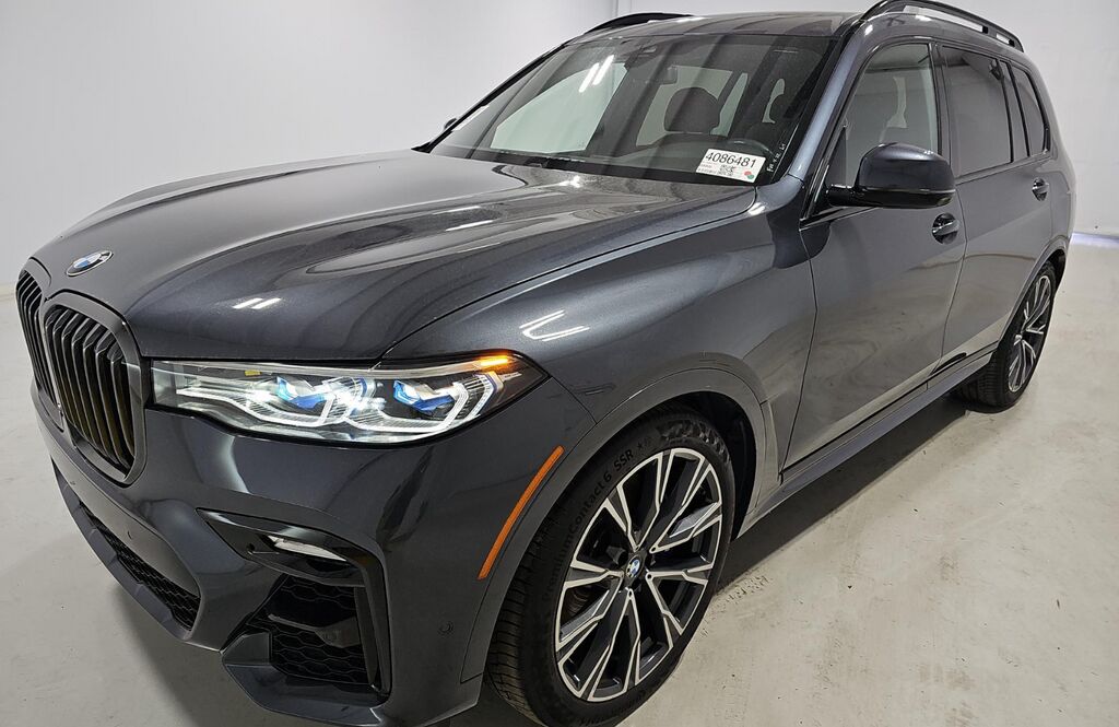 2022 BMW X7