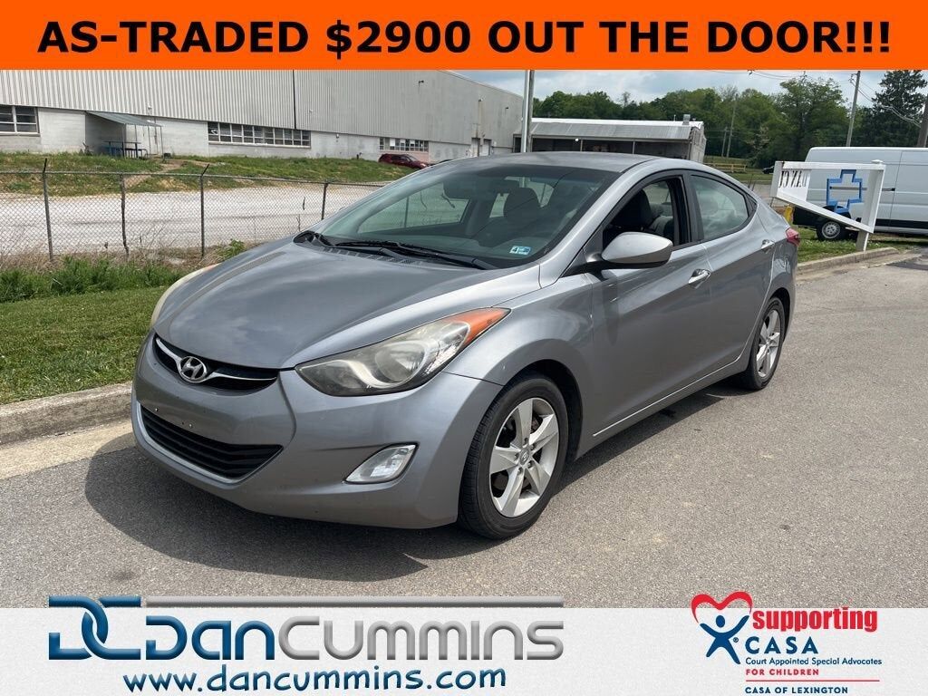 2012 HYUNDAI Elantra