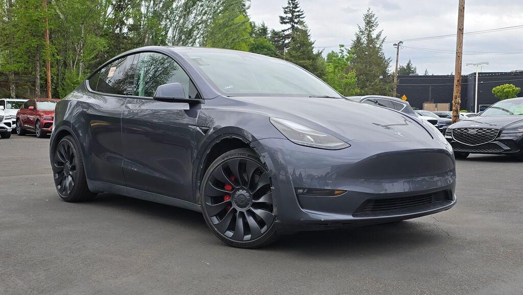 2022 TESLA Model Y