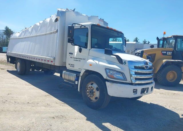 2015 HINO Conventional Type Truck