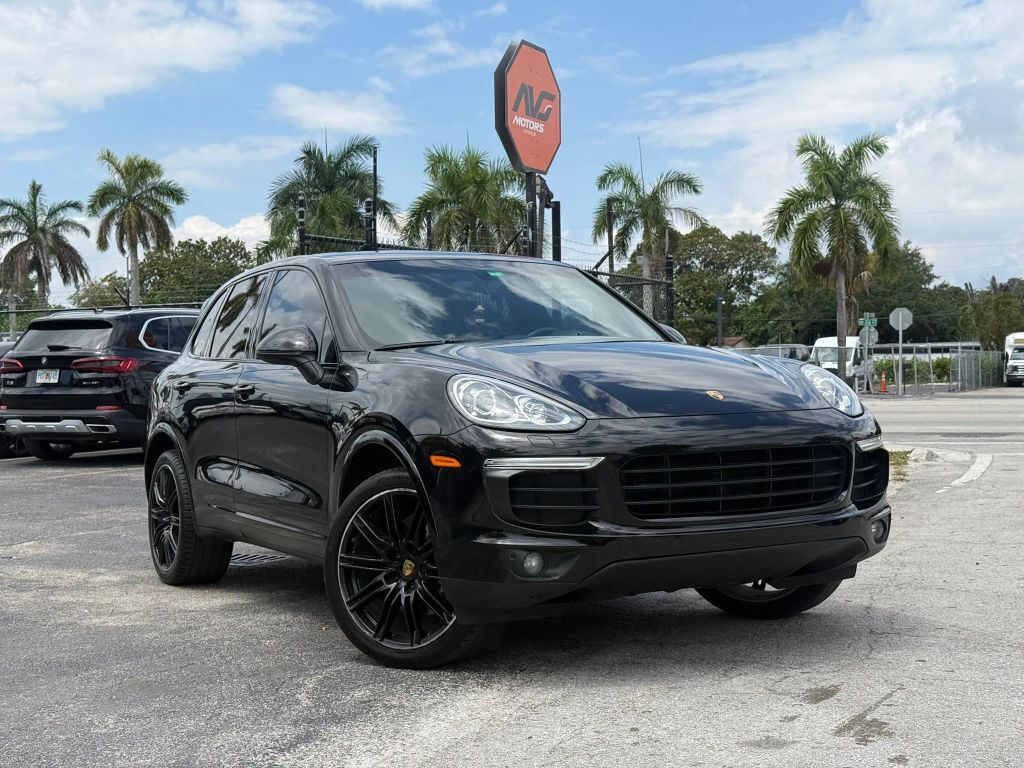 2017 PORSCHE Cayenne