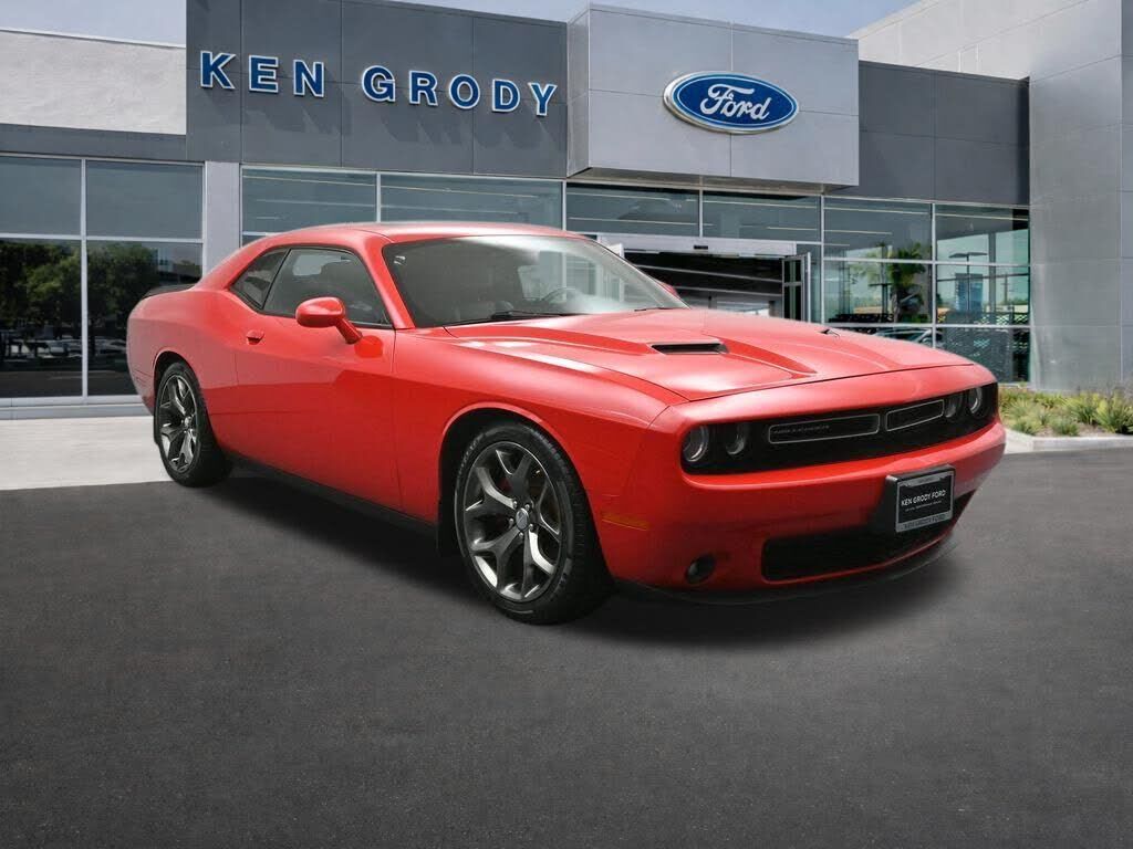 2016 DODGE Challenger