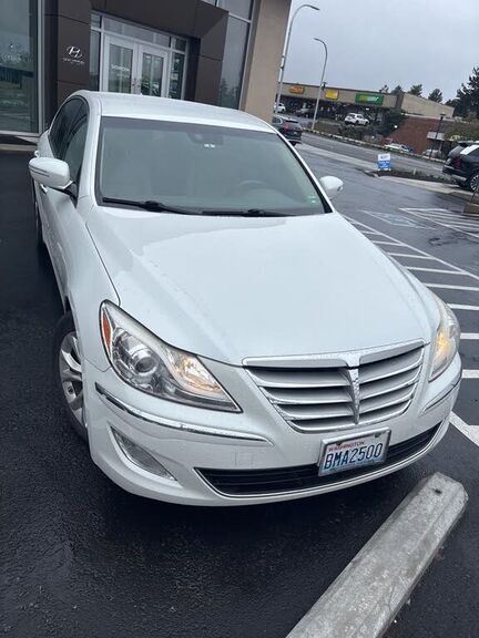 2012 HYUNDAI Genesis