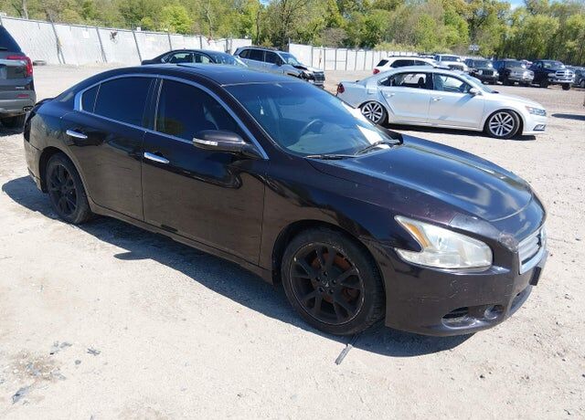 2012 NISSAN Maxima
