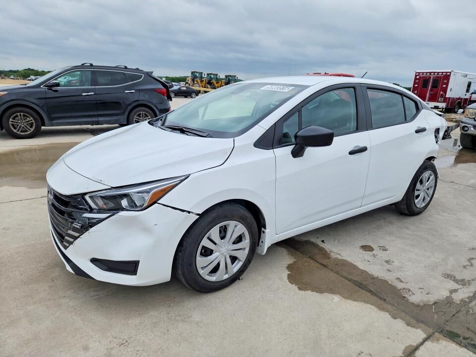 2024 NISSAN Versa