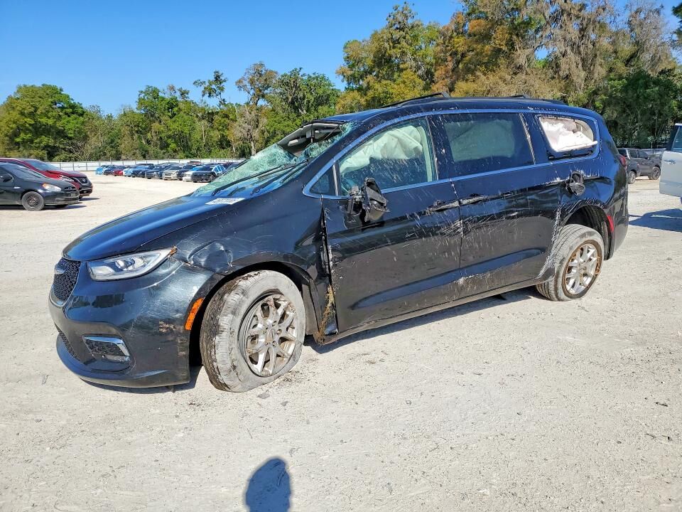 2022 CHRYSLER Pacifica