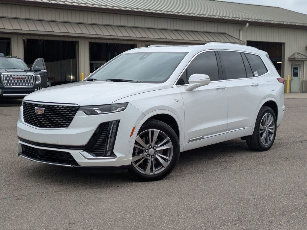 2024 CADILLAC XT6
