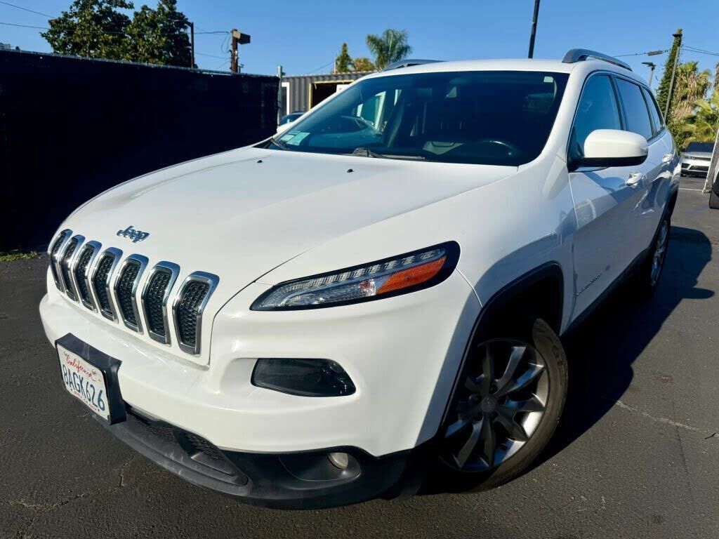 2018 JEEP Cherokee