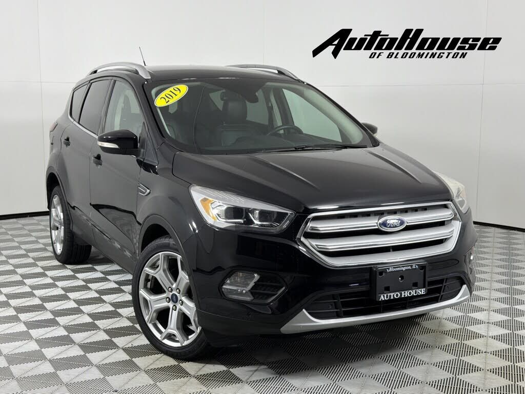2019 FORD Escape