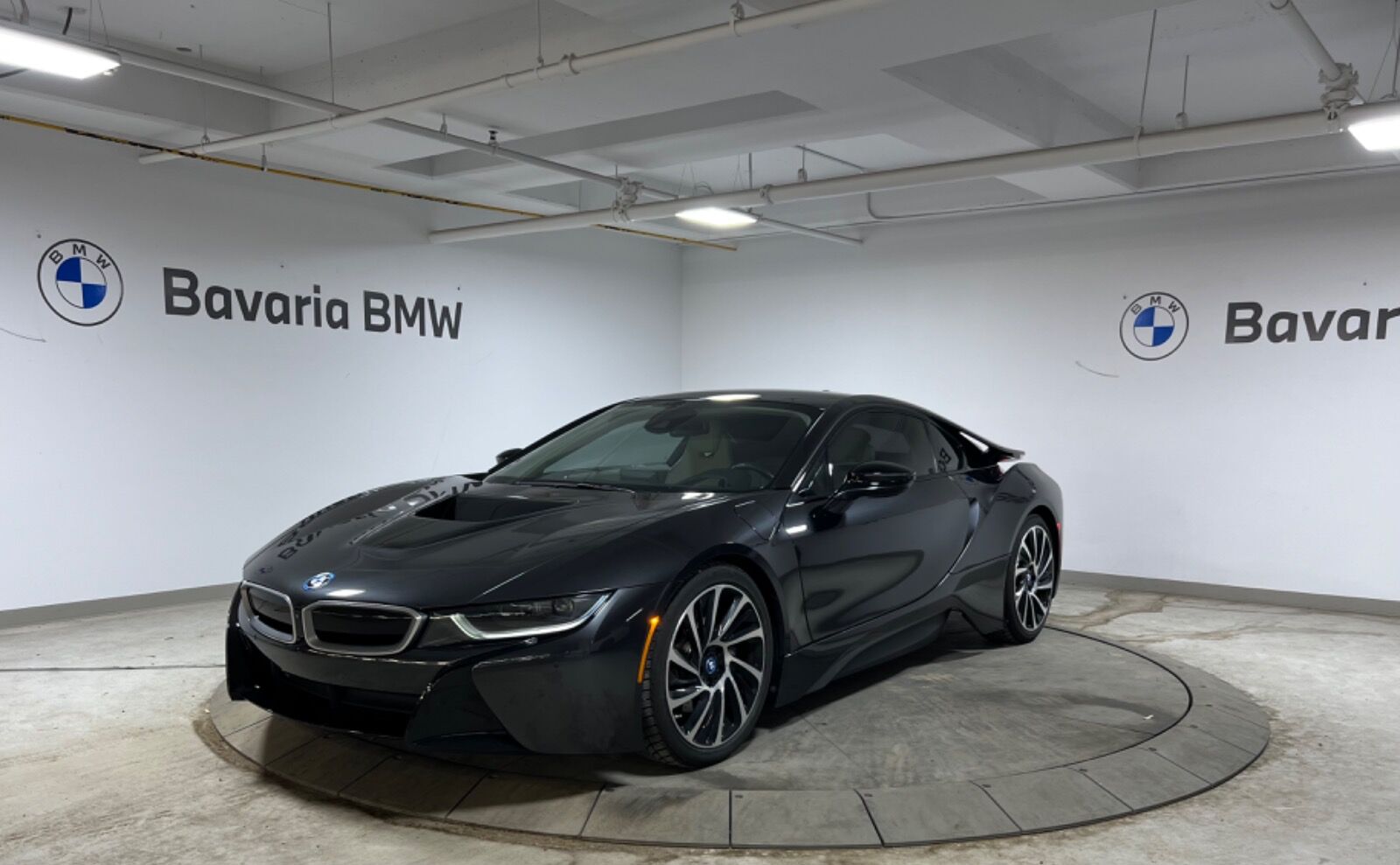 BMW i8